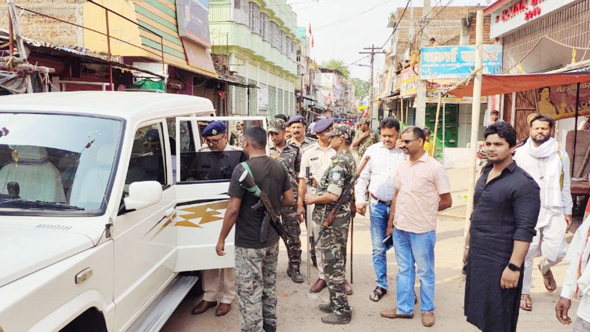 गिरिडीह में गोल गप्पे खाने के विवाद में दो गुटों में भिड़ंत (फोटो- आजतक)