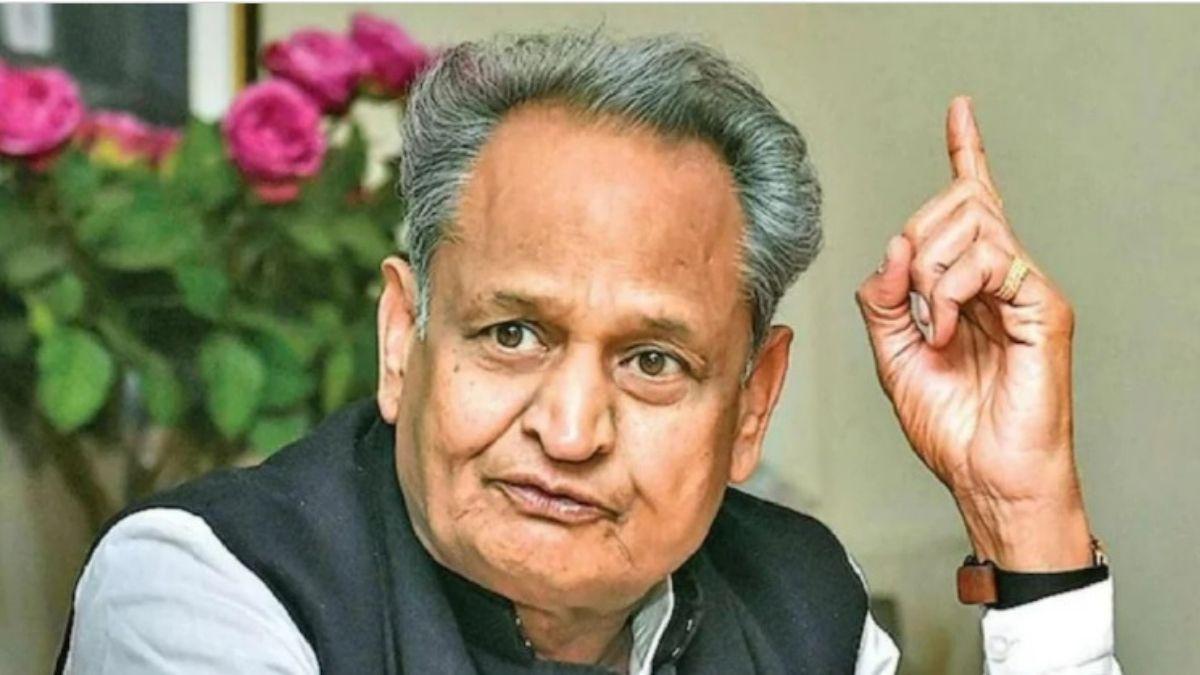 राजस्थान के मुख्यमंत्री अशोक गहलोत (फाइल फोटो)