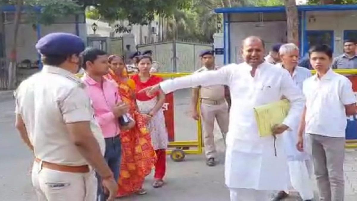 जेडीयू नेता अवदेश लाल यादव