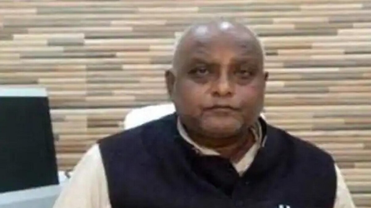 मंत्री प्रमोद कुमार