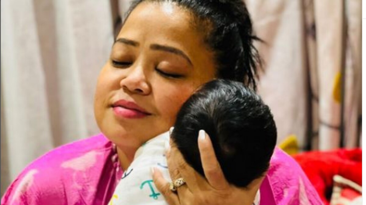 भारती सिंह अपने बेटे के साथ