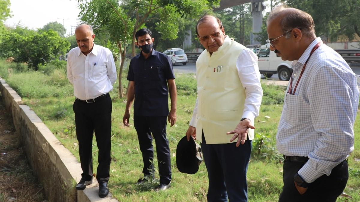 शपथ लेने के बाद एक्शन में दिल्ली के नए एलजी 