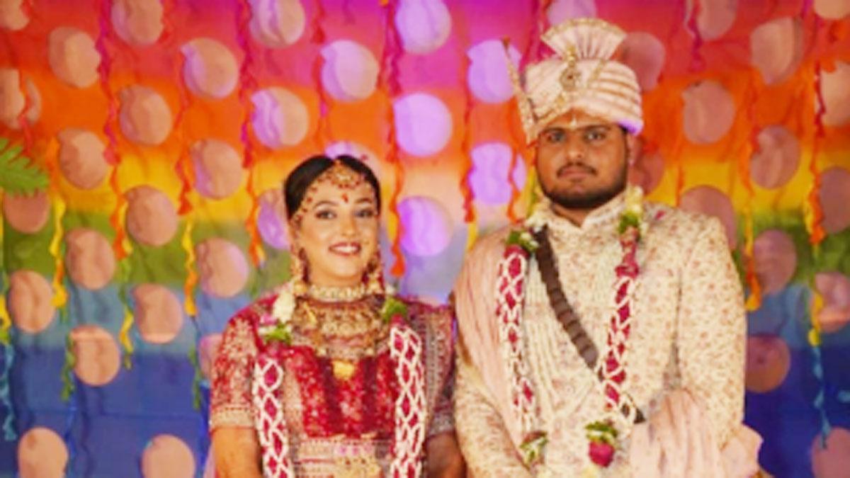 हेलीकॉप्टर से दुल्हन की विदाई नहीं हो पाई (फोटो-आजतक)