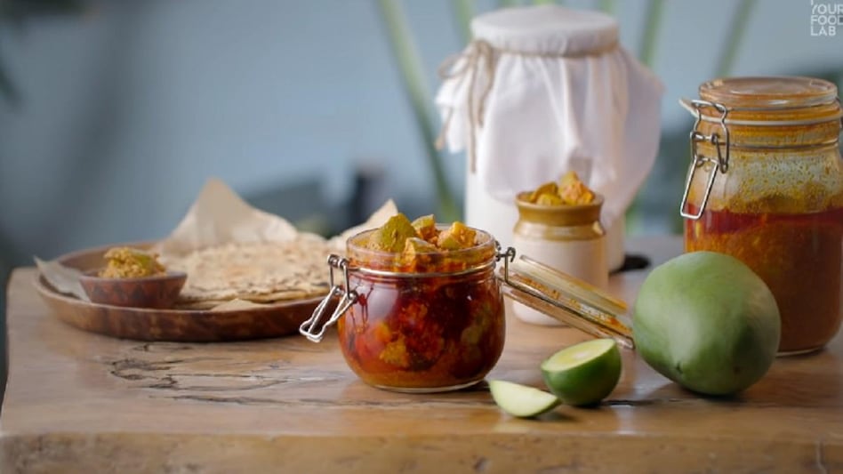 Mango Pickle Recipe: मिनटों में बना सकते हैं आम का अचार, नोट कर लें ये इंस्टेंट विधि - Aam Pickle Instant Recipe How To Make Aam ka Achar Mango Pickle Recipe In