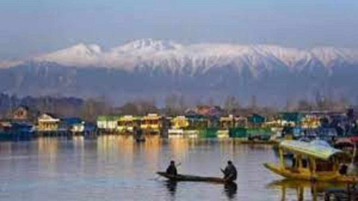 Kashmir Tour Package by IRCTC