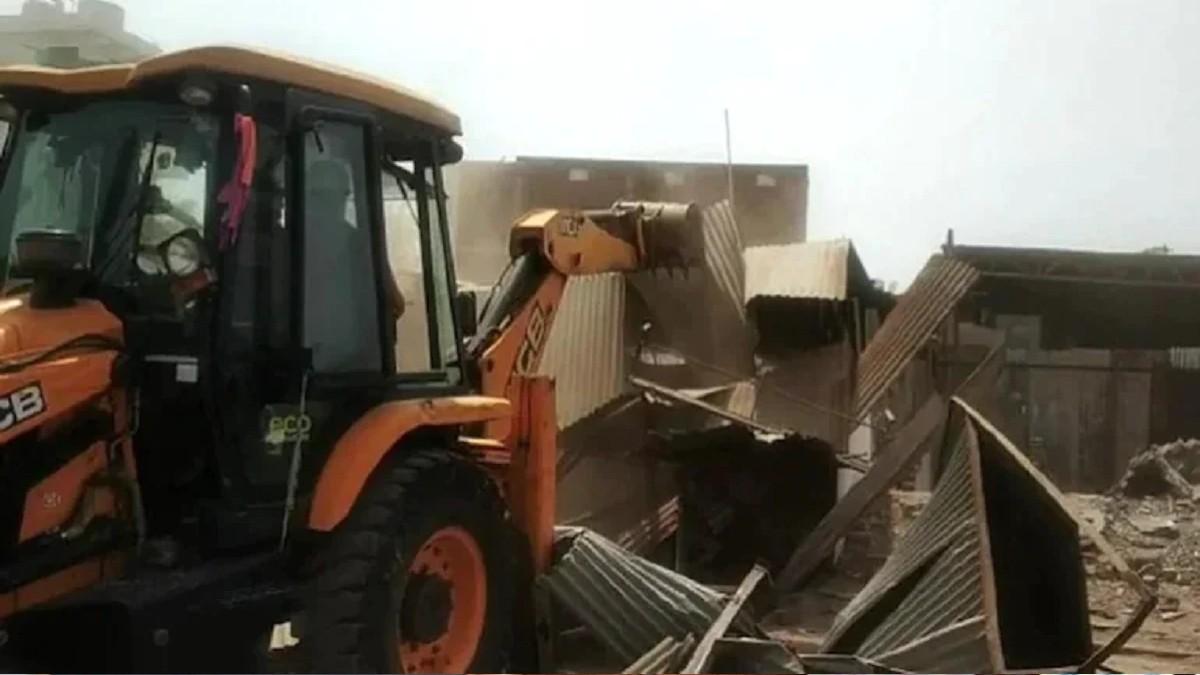 खरगोन में हाल ही में हिंसा हुई थी जिसके बाद आरोपियों के घर पर बुलडोजर चलाया गया था. -फाइल फोटो