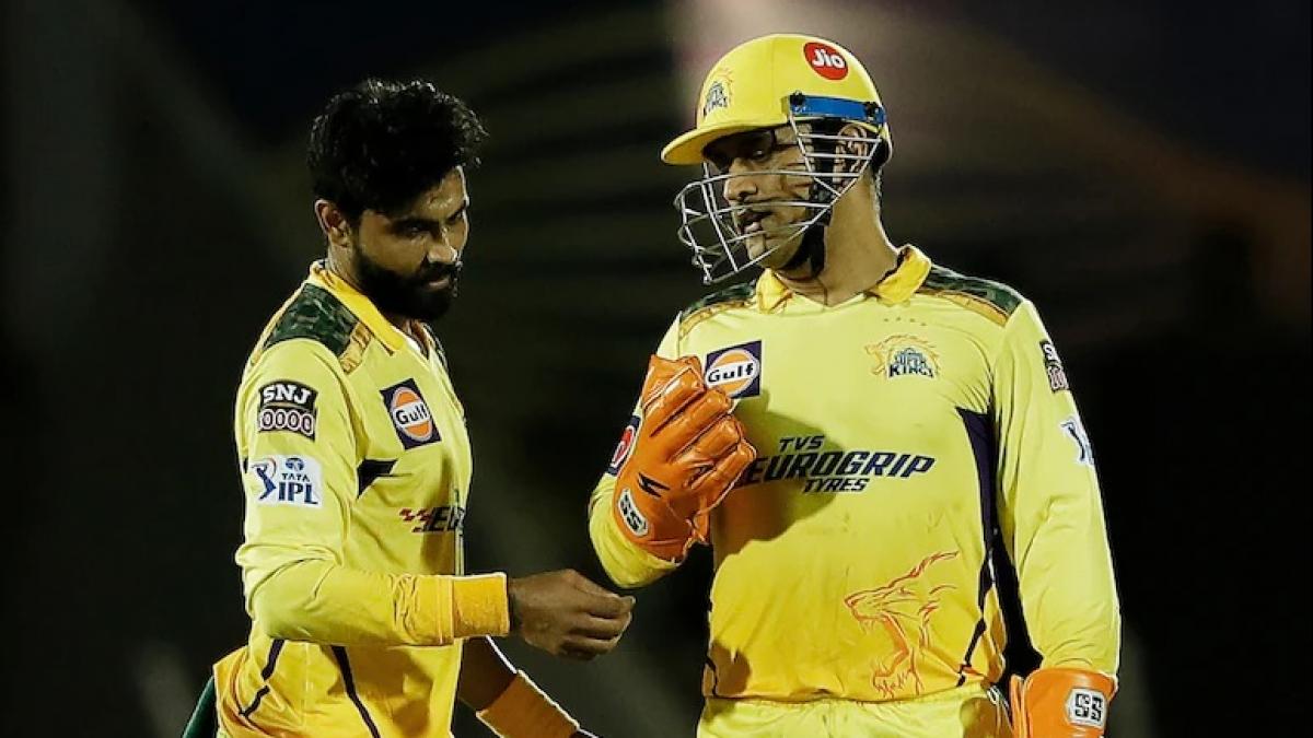 रवींद्र जडेजा, एमएस धोनी (IPL)