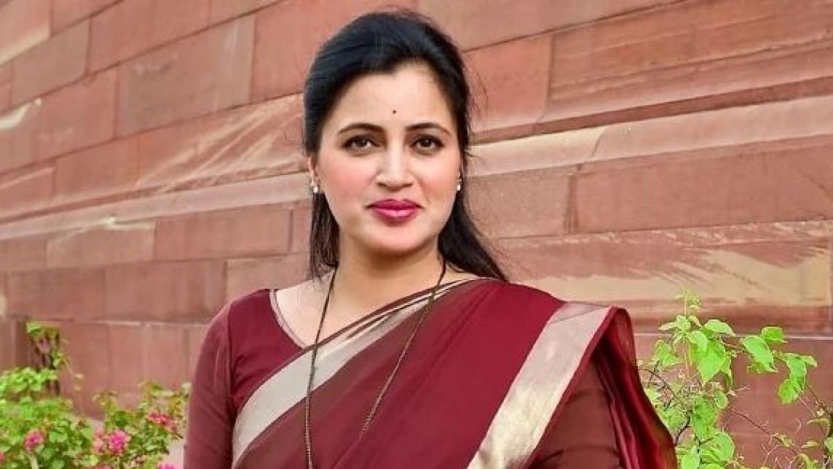 4 मई को नवनीत राणा और रवि राणा को कोर्ट से मिल चुकी है जमानत