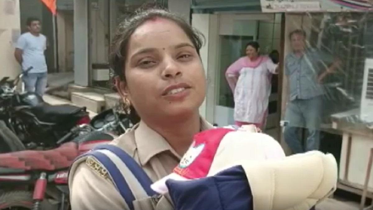 महिला सिपाही सोनिया