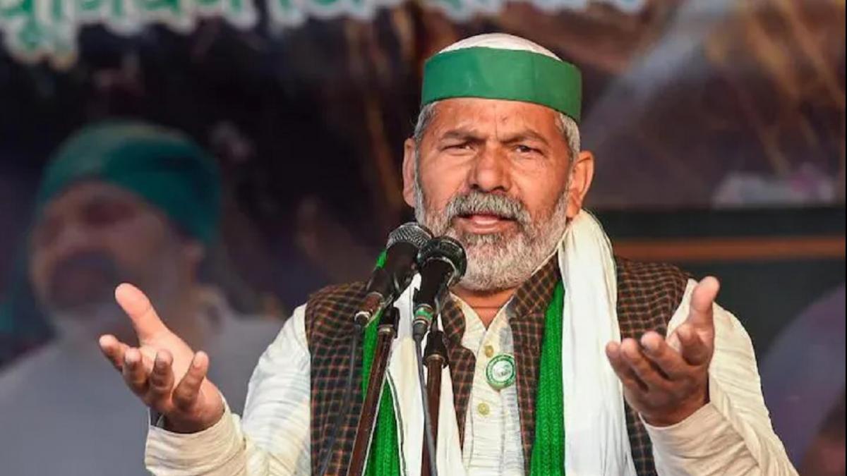 भाकियू नेता राकेश टिकैत रविवार को बाराबंकी पहुंचे थे. (File Photo)