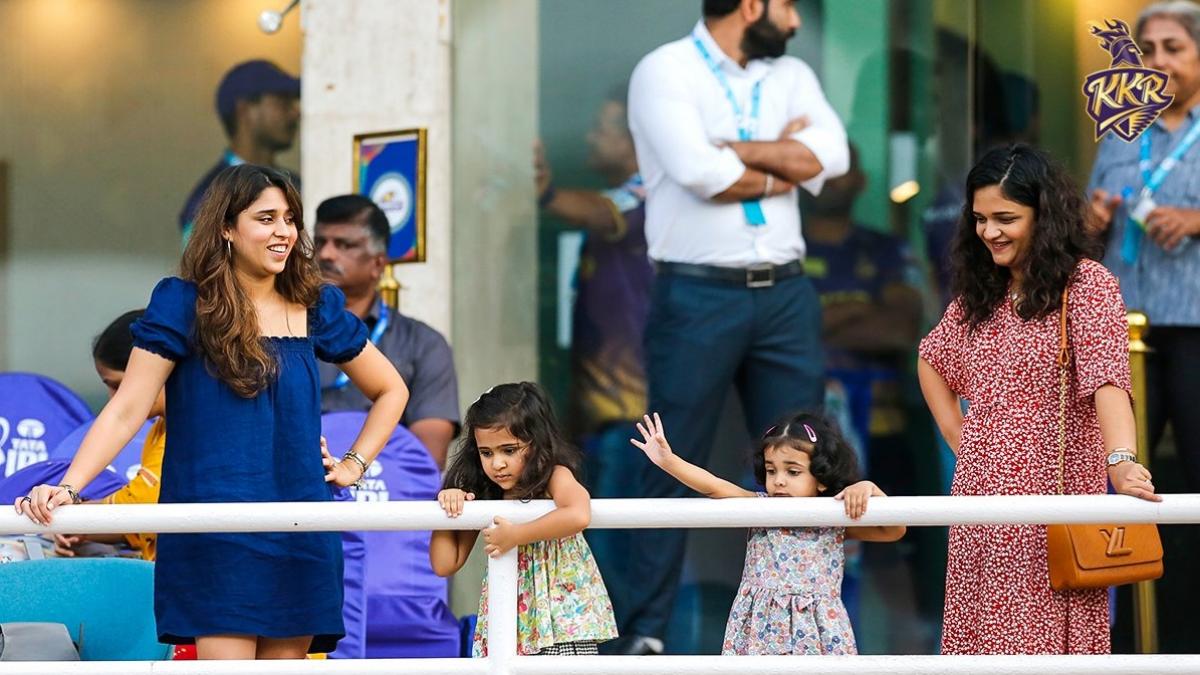 Ritika-Radhika (@KKR)