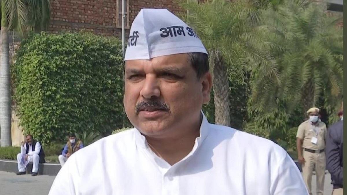 आम आदमी पार्टी के वरिष्ठ नेता संजय सिंह (फाइल फोटो)