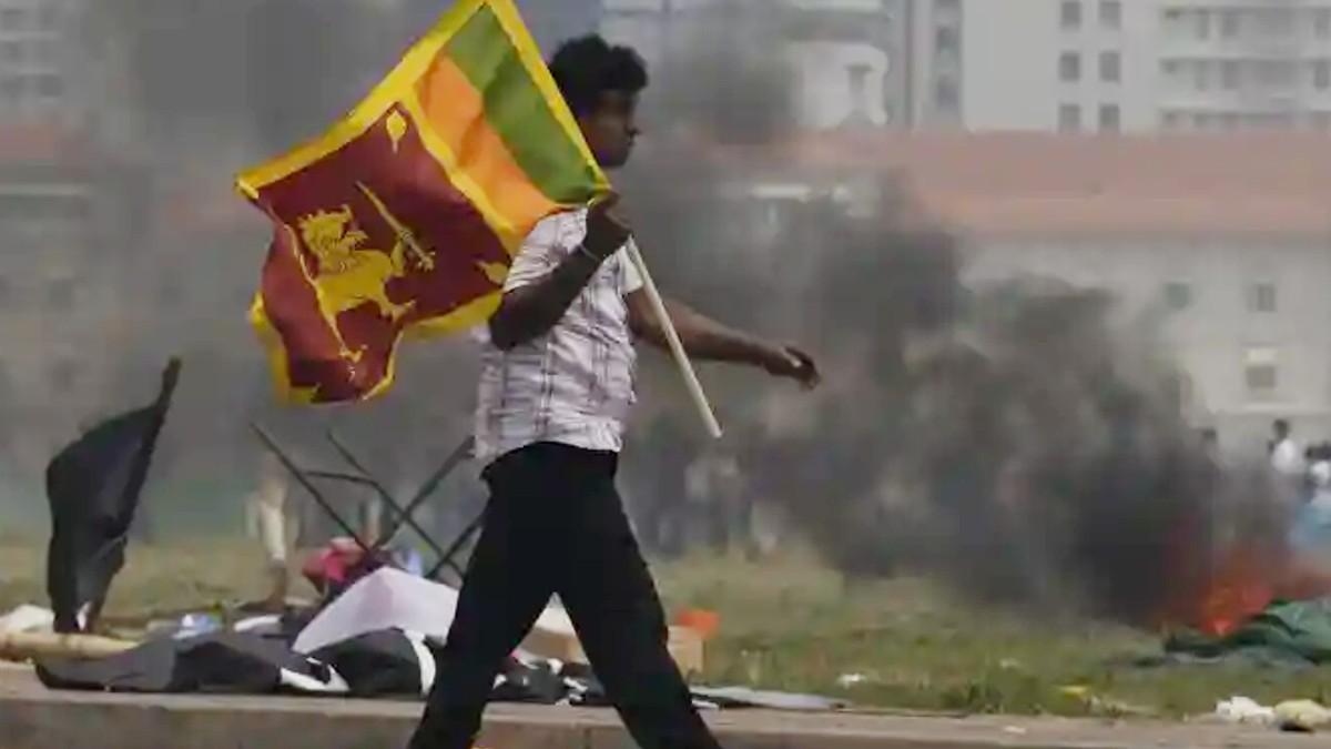 Sri Lankan Crisis: श्रीलंका में बवाल का असर, अधर में AUS टीम का दौरा, एशिया कप पर भी सवाल - Sri Lanka Economic Crisis effect on Cricket Australia tour of Sri lanka