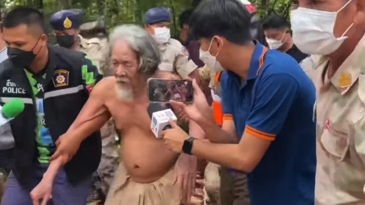 थाइलैंड में गिरफ्तार हुआ है बाबा (Credit: Thailand Police ) 