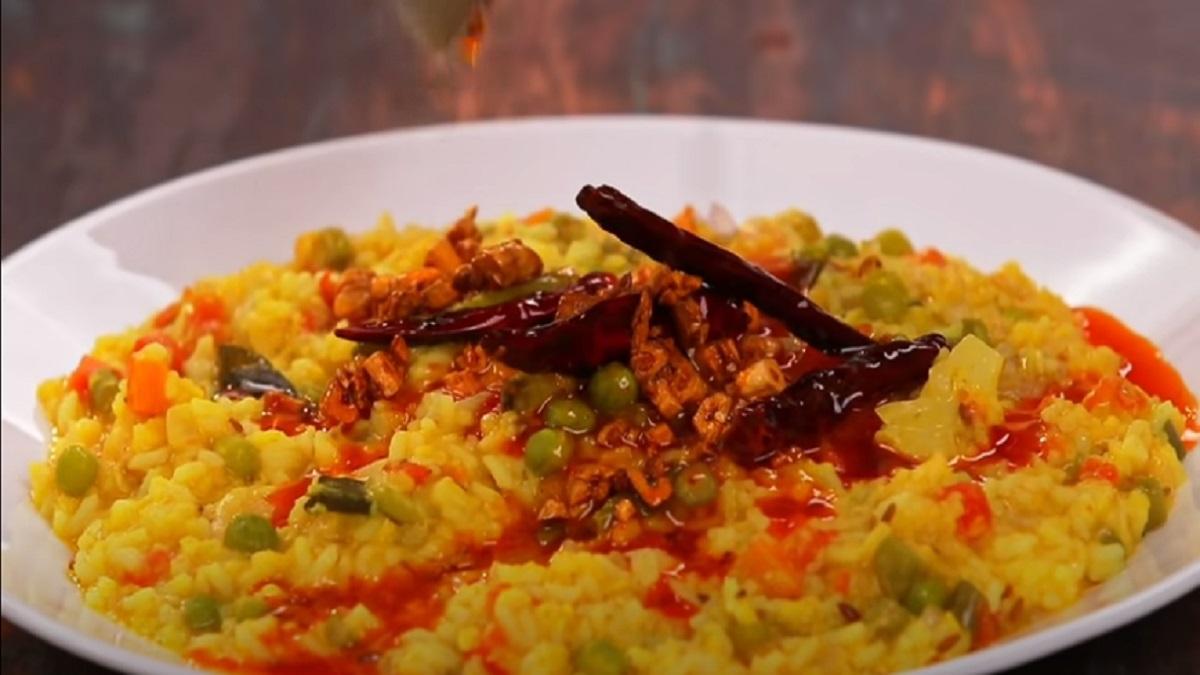 Vegetable Khichdi recipe in Hindi