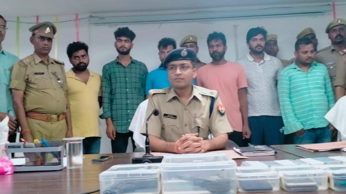 पुलिस की गिरफ्त में आरोपी. 