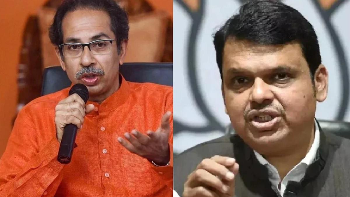 2019 में चुनाव के बाद देवेंद्र फडणवीस और अजीत पवार ने शपथ लेकर चौंका दिया था. बाद उद्धव ठाकरे गठबंधन के चेहरे बने और सरकार बनाई.