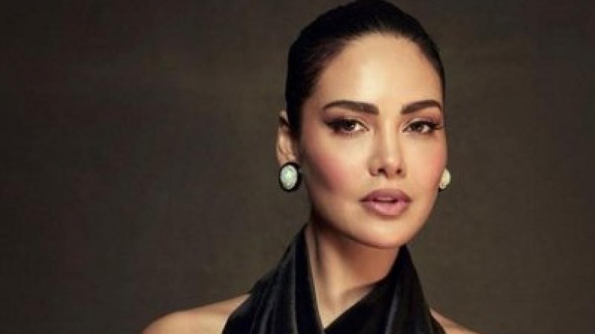 ईशा गुप्ता