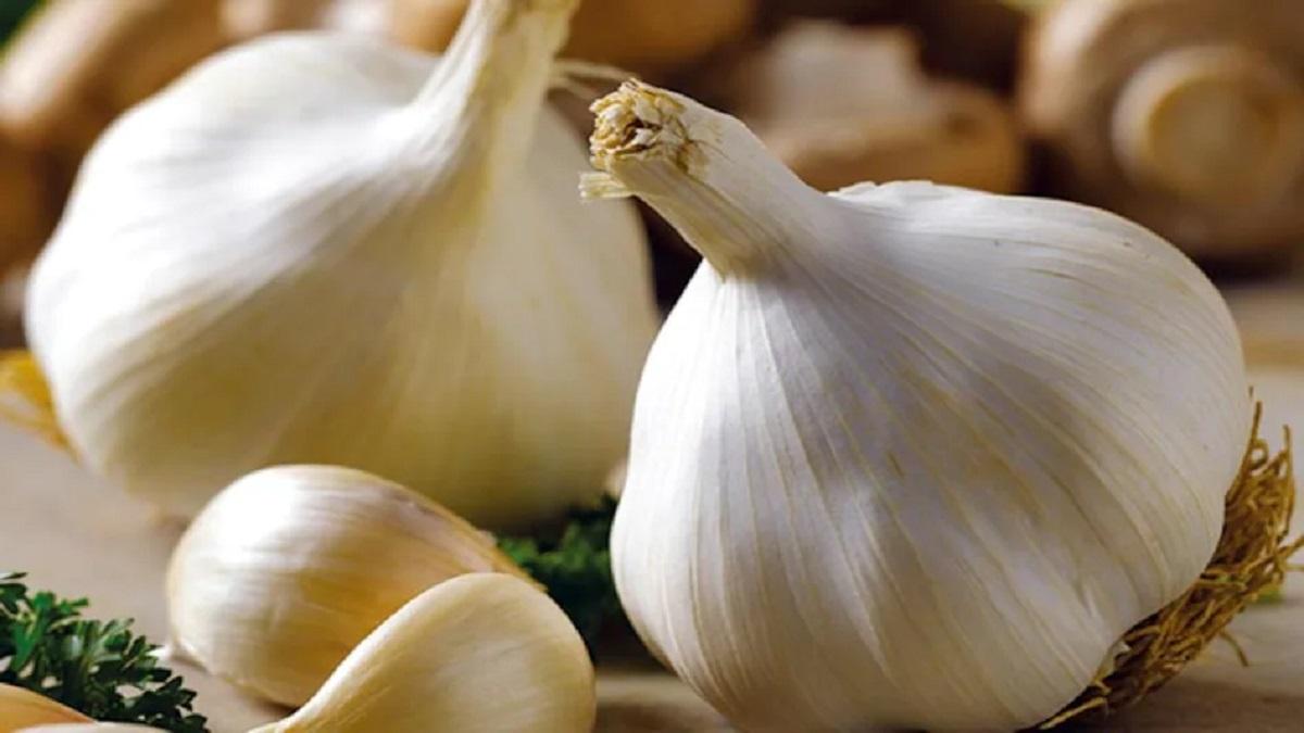 Garlic Peeling Tricks in Hindi