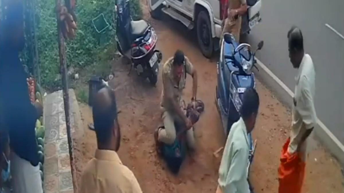 वीडियो से लिया गया स्क्रीनशॉट.