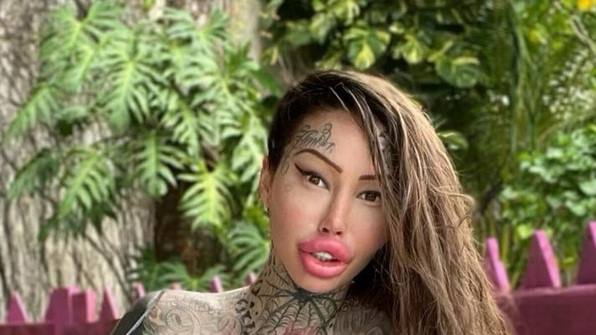 लड़की का दावा- लुक्स की वजह से फ्लाइट से निकाला गया(Credit- @1800leavemaryalone/Instagram)