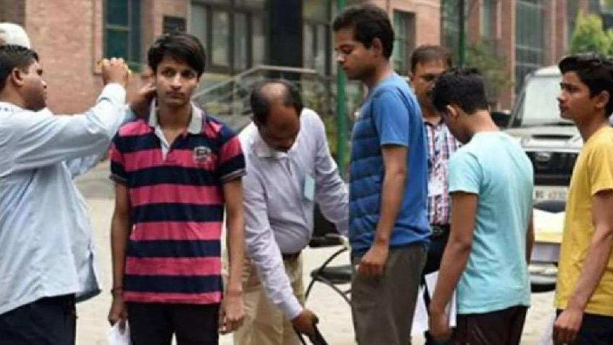 14 मई को दूसरी पारी की परीक्षा का पेपर हो गया था लीक (फाइल फोटो)