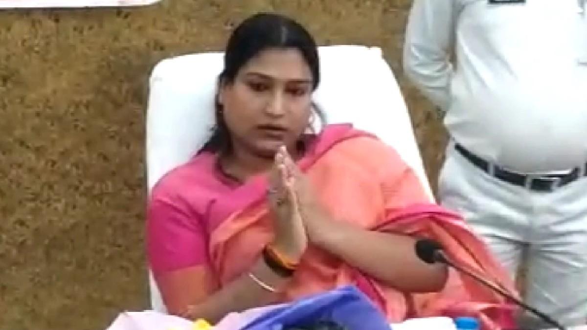 भाजपा मंत्री Sonam Kinnar बोलीं- 10-10 हजार चंदा लेकर keshav dev maurya को गिफ्ट करूंगी Fortuner