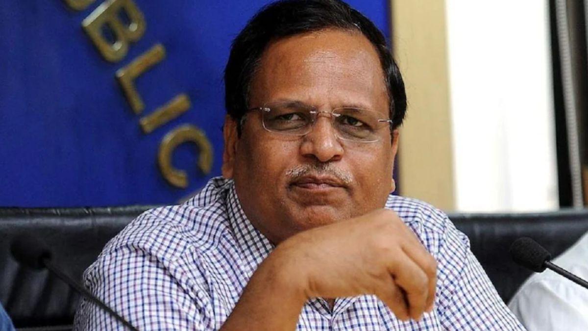 ईडी ने सत्येंद्र जैन को मनी लॉन्ड्रिंग केस में गिरफ्तार हुए हैं