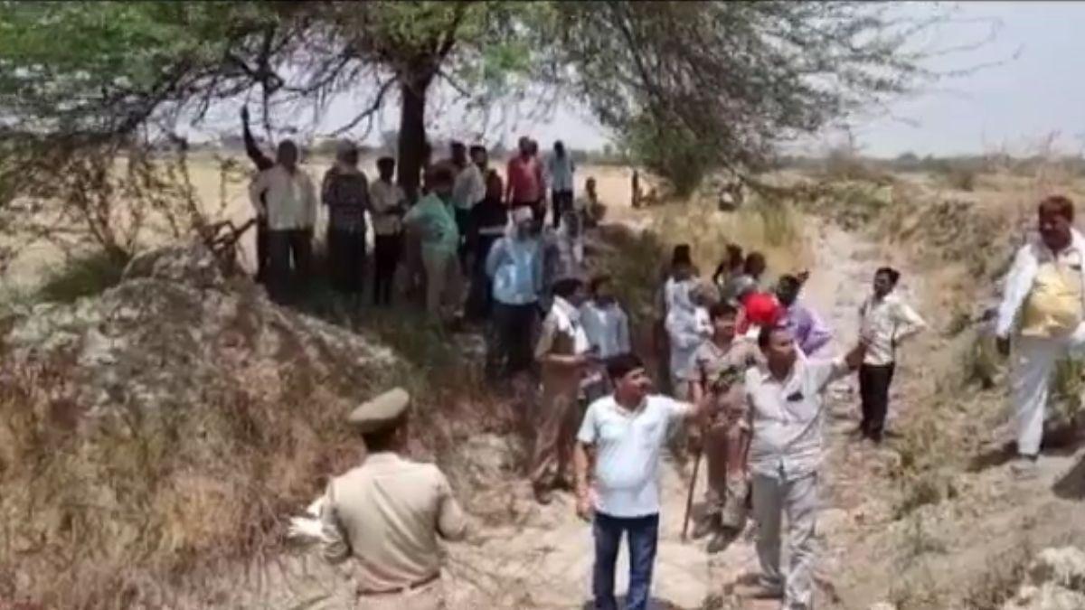 घटना की सूचना के बाद मौके पर पहुंची पुलिस. 