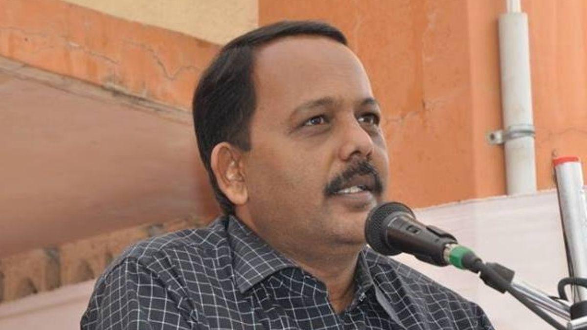 गुजरात कांग्रेस प्रवक्ता मनीष दोशी (फाइल फोटो)