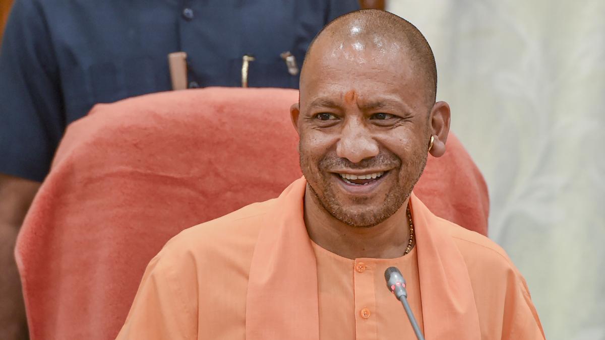 योगी सरकार का बड़ा तोहफा, परिवार के अंदर अब सिर्फ 6 हजार में 'प्रापर्टी गिफ्ट डीड'