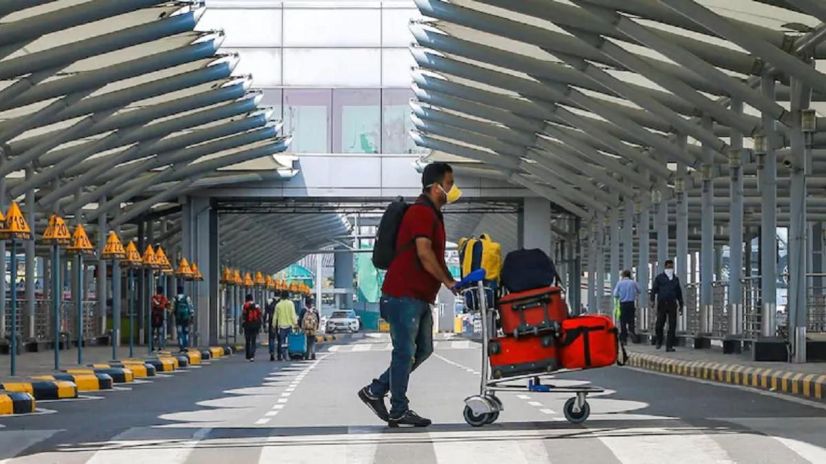 चेक इन पर बोर्डिंग पास के लिए नहीं लगेगा एक्स्ट्रा पैसा (फाइल फोटो)