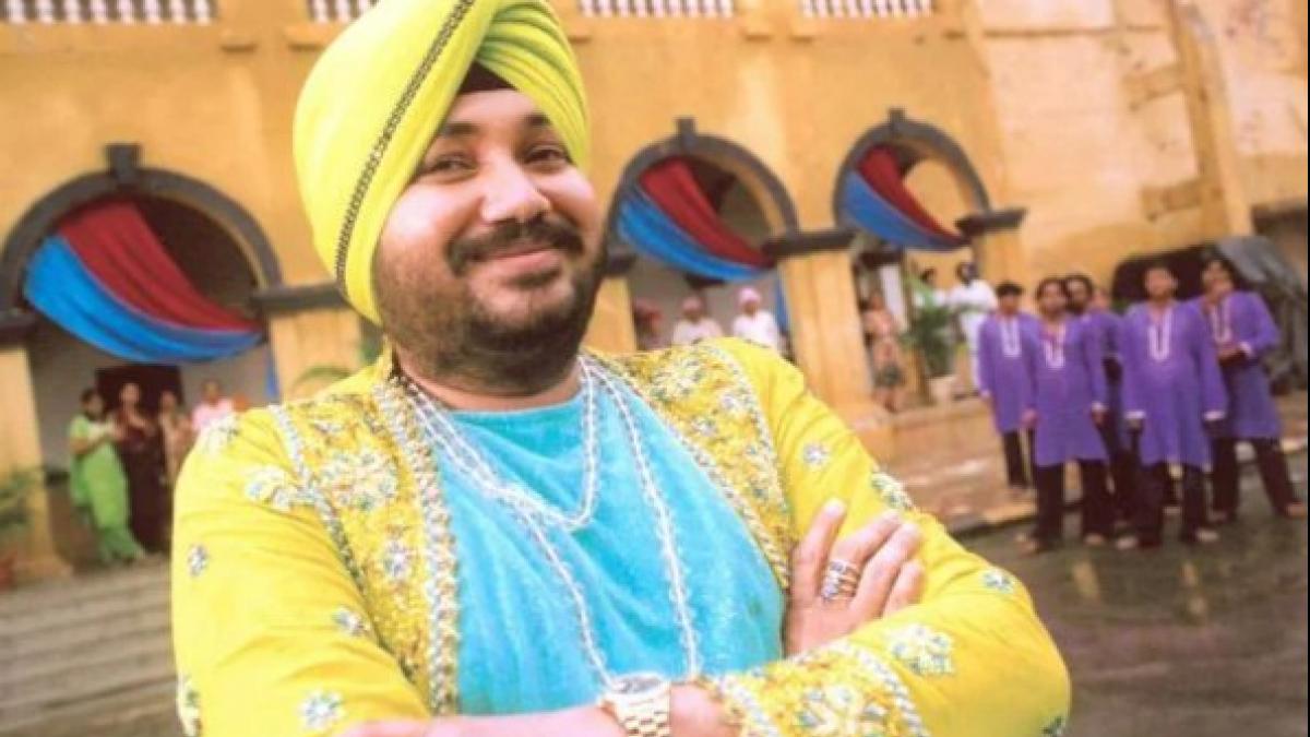 दलेर मेहंदी हुए गिरफ्तार, 18 साल पुराने मानव तस्करी मामले में 2 साल की सजा