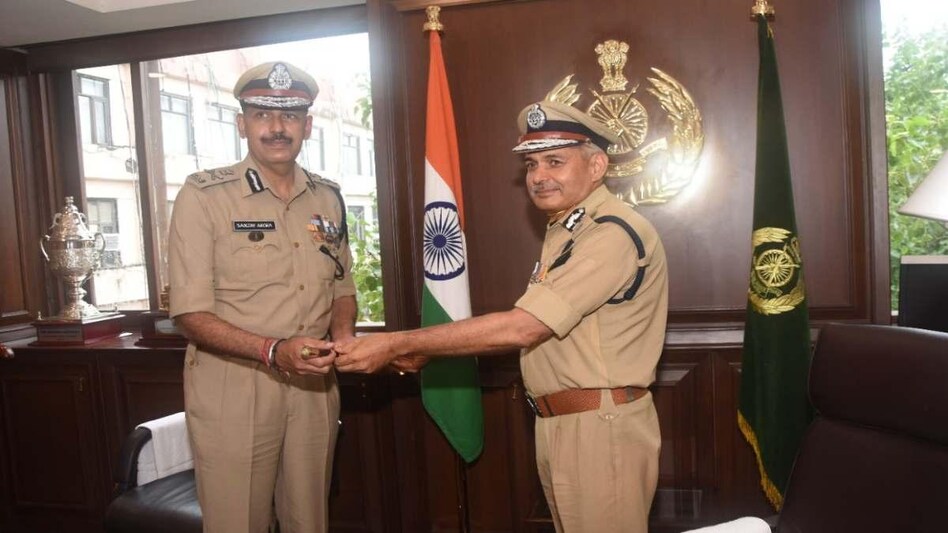 आईपीएस संजय अरोड़ा की फाइल फोटो