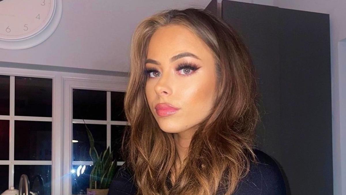 21 साल की लड़की संग रोमांस करने होटल पहुंचा 53 साल का शख्स, फिर...