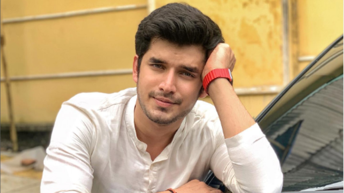 पारस कलनावत 