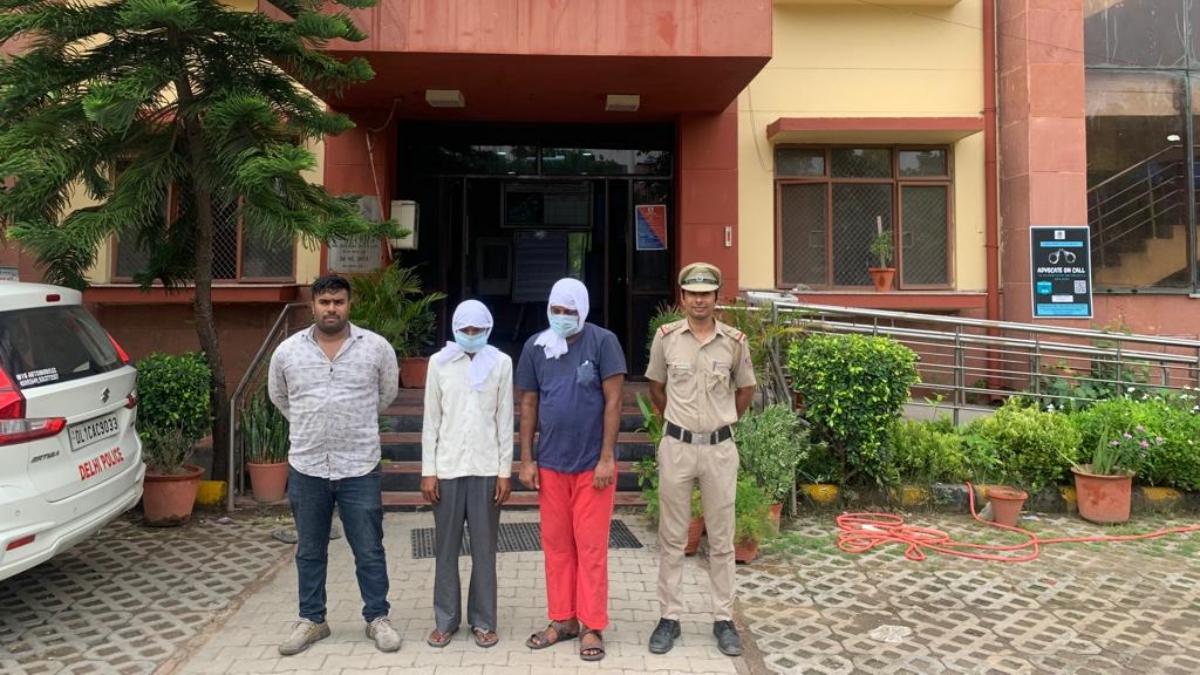 पुलिस की गिरफ्त में आरोपी 
