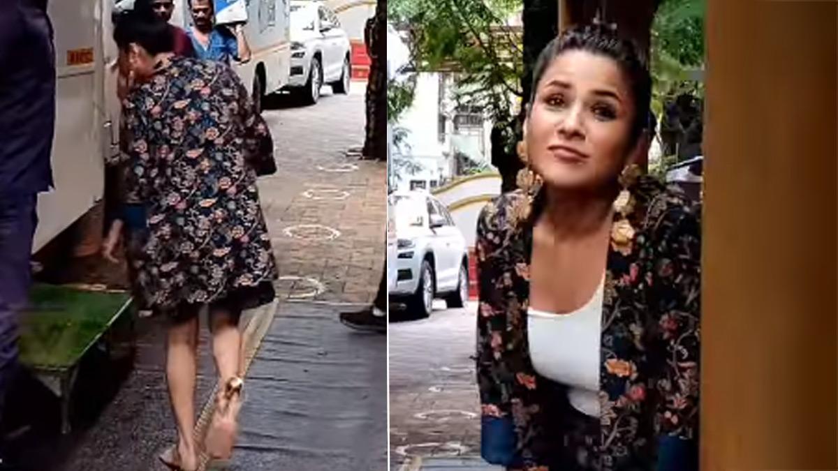 Shehnaaz Gill के पैर में लगी चोट, सड़क पर उतारी हील्स, फैन्स बोले- So cute...