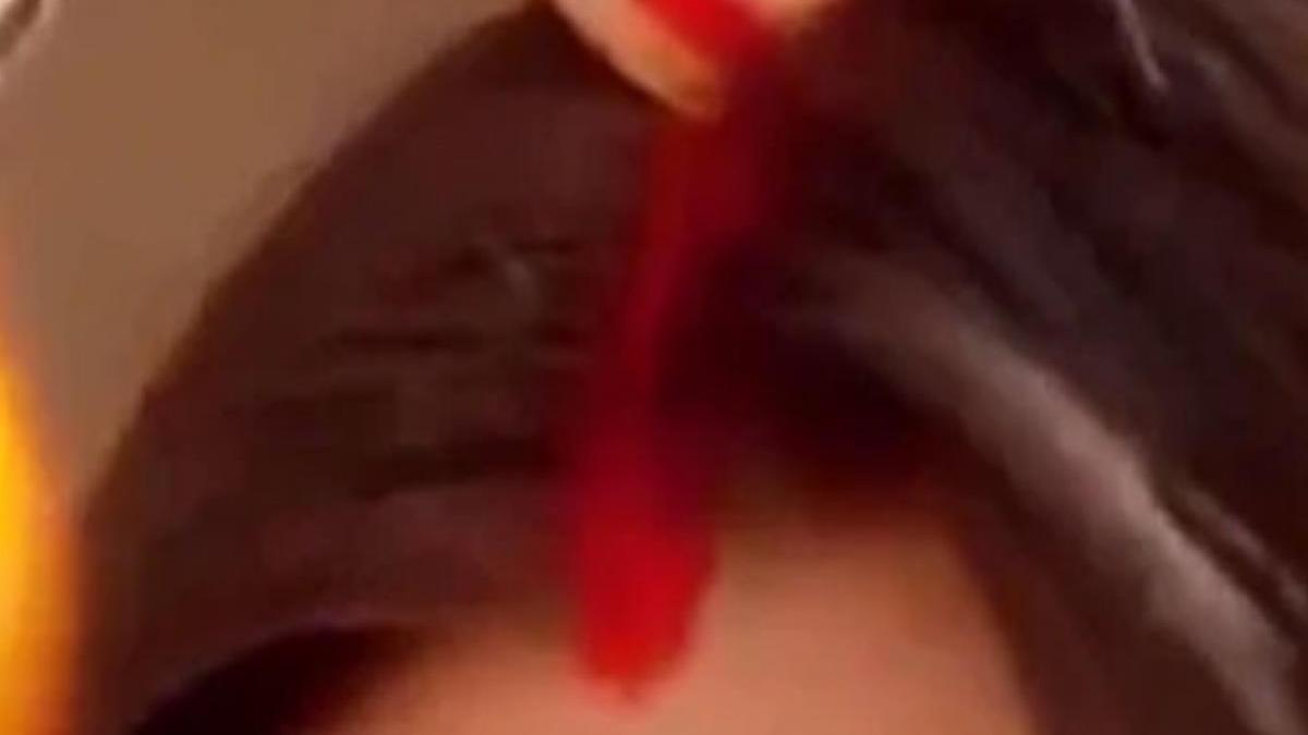 नाबालिग की मांग में जबरन भरा सिंदूर (प्रतीकात्मक फोटो)