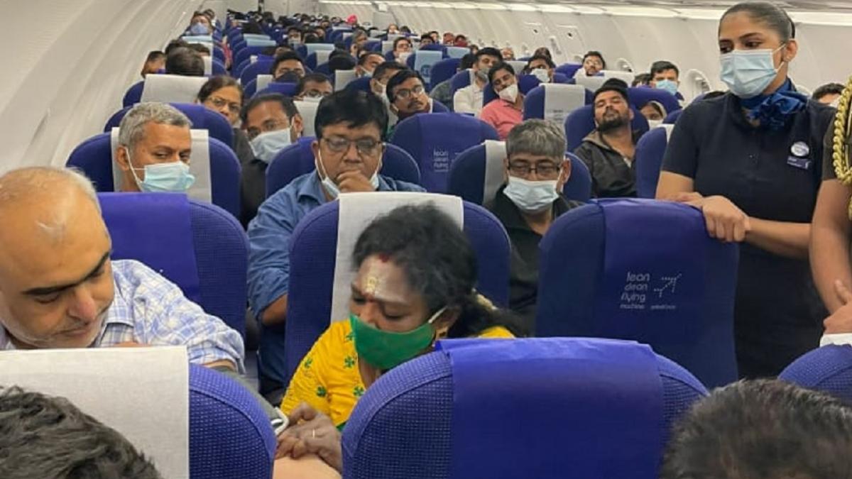 मरीज के पास पहुंच तेलंगाना की राज्यपाल ने की मदद