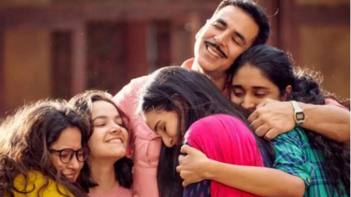 रक्षा बंधन का पोस्टर