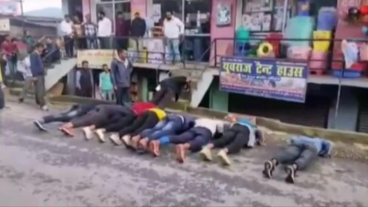 गलती करने पर मिली सजा