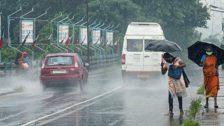 IMD Rainfall Alert: इस राज्य के लोग तुरंत हो जाएं अलर्ट, 10 जिलों में होगी  भारी बारिश, मौसम विभाग ने जारी की ये चेतावनी - IMD Rainfall Alert Weather  Forecast 2 August