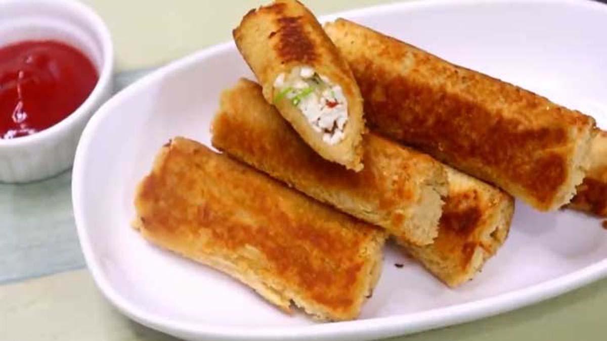 Paneer Bread Roll हेल्दी और टेस्टी स्नैक्स के लिए बेस्ट है पनीर ब्रेड