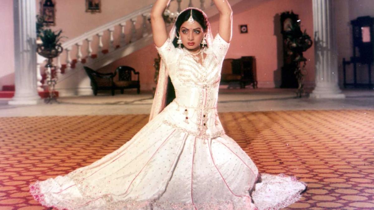 फिल्म नगीना के एक सीन में श्रीदेवी