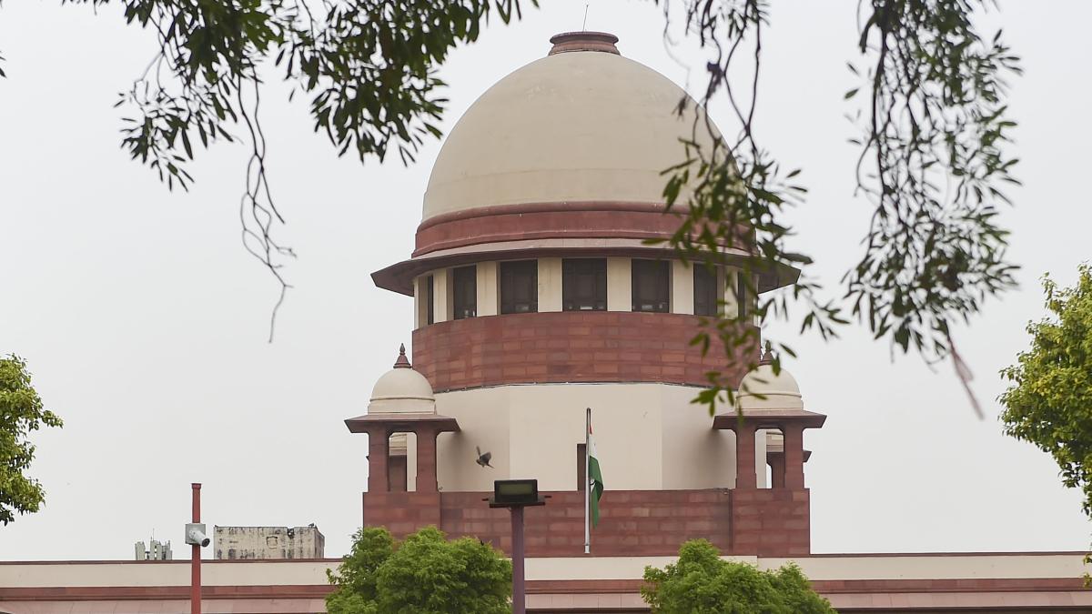सुप्रीम कोर्ट ने बेनामी संपत्ति कानून पर बड़ा फैसला दिया है. (फाइल फोटो-PTI)