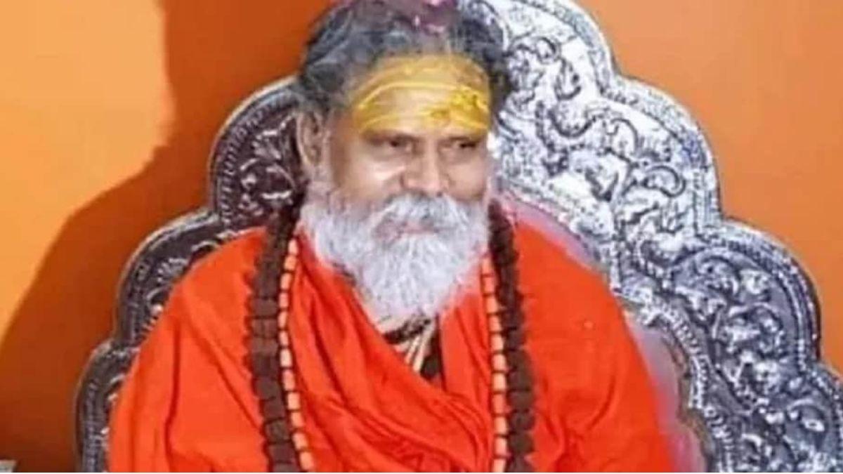 महंत नरेंद्र गिरि. (File Photo)