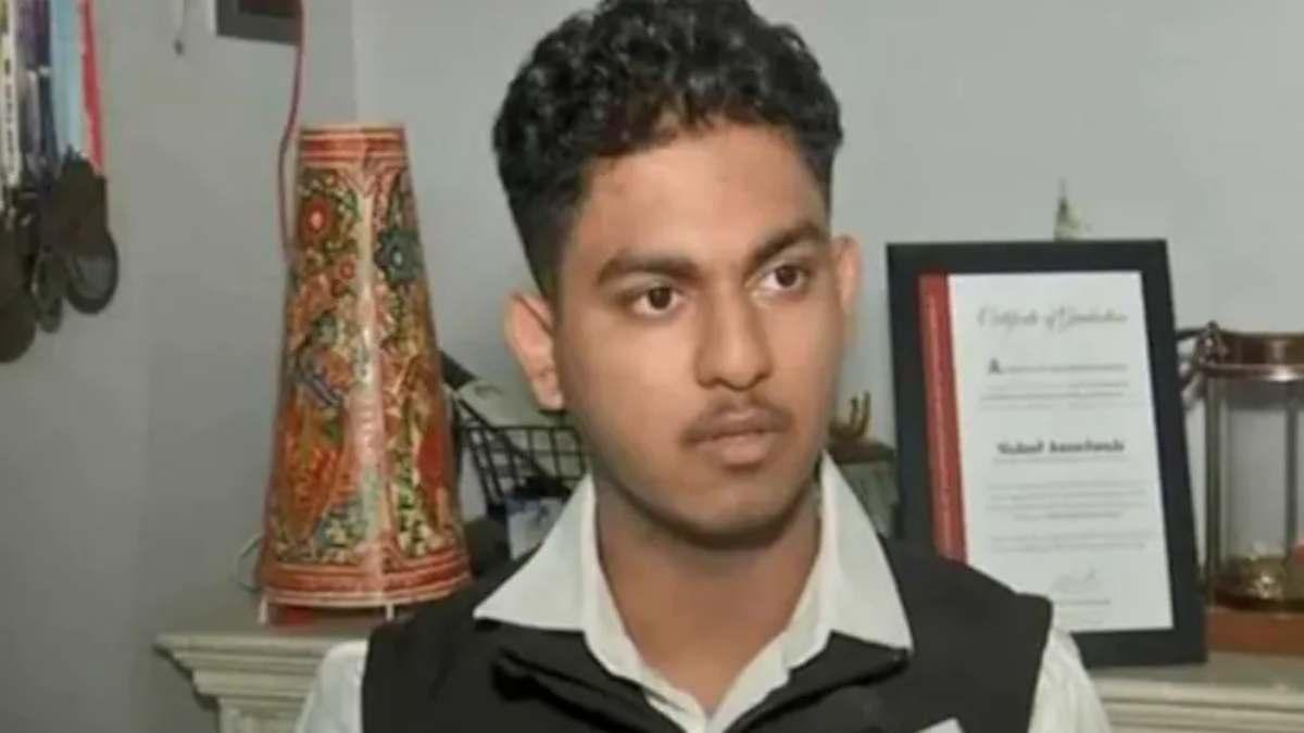 हैदराबाद के 18 वर्षीय छात्र वेदांत आनंदवाड़े