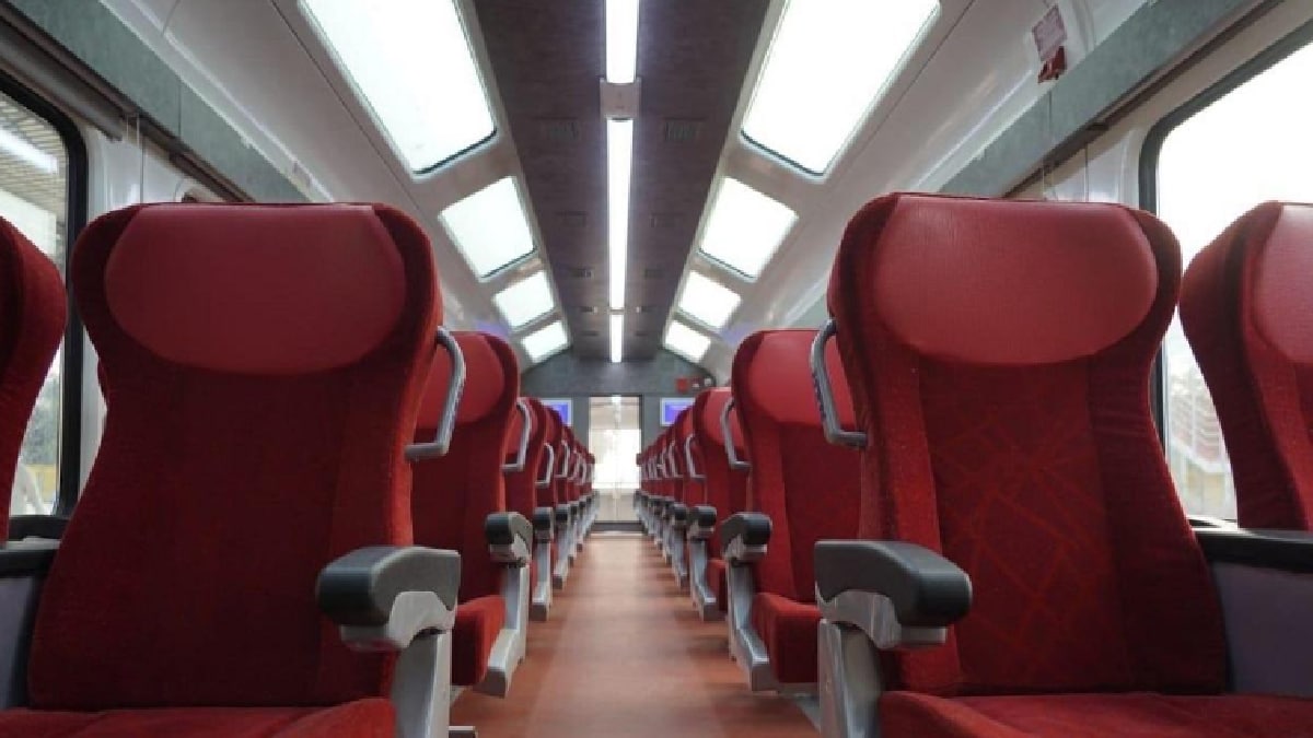 Madhya Pradesh Gets its first vistadome coach (Representational Image)