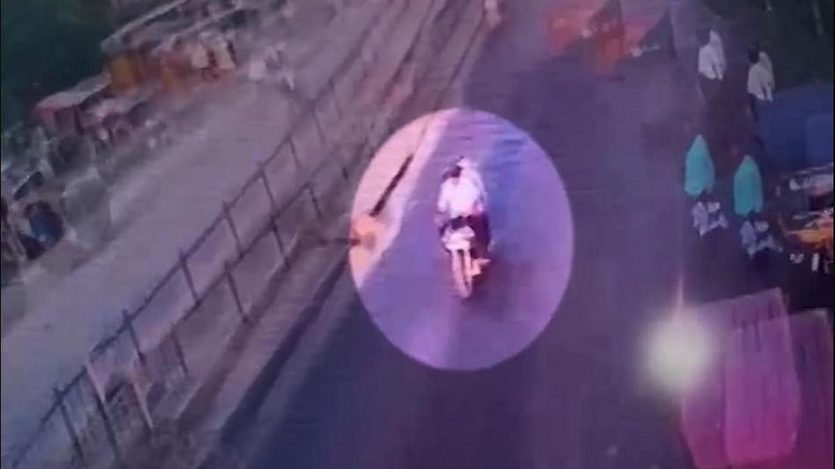 पकड़े गए दो संदिग्ध